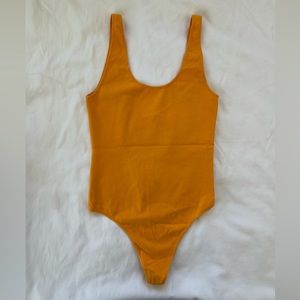 Aritzia Wilfred Free Mustard Bodysuit